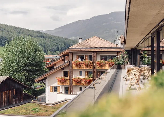Hotel Restaurant Langgenhof Brunico